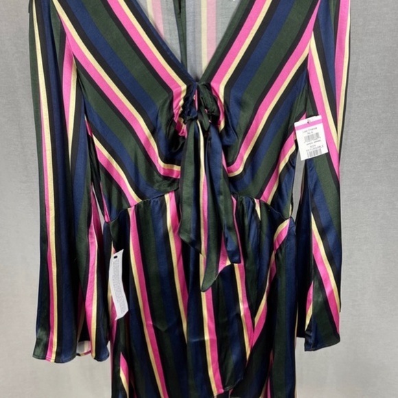 Top shop STRIPE PRINT MINI DRESS WITH TIE FRONT IN MULTI size 10 NWT - Picture 4 of 7